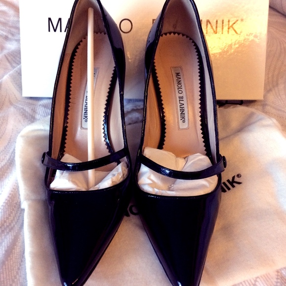 Manolo Blahnik Mary Jane Leather Shoes - Picture 1 of 6